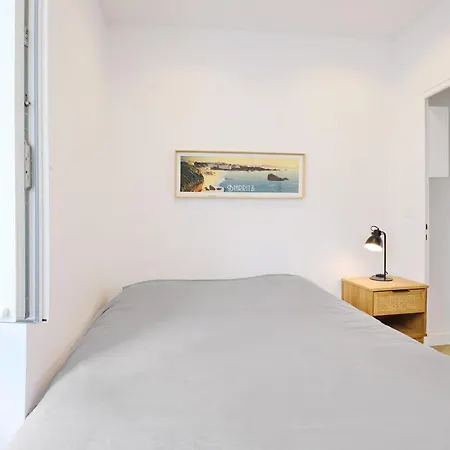 شقة Guestready - Cozy Apt Near Cote Des Basques W Parking!